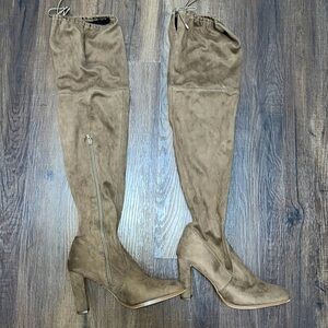 NWOT ShoeDazzle Taupe Over the Knee Boots